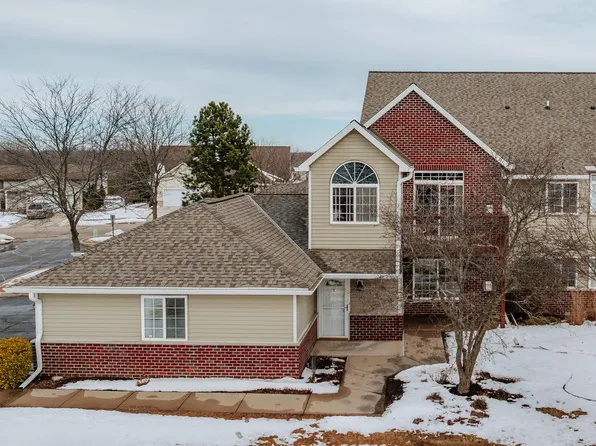 2125 Broken Hill ROAD #6, Waukesha, WI 53188