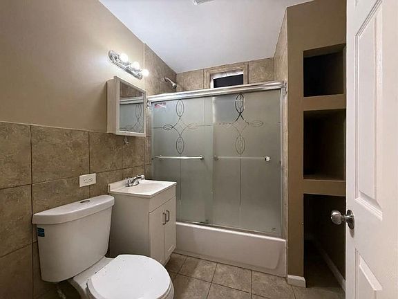 5th image of 5151 S Mozart St #1