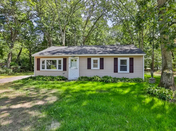 122 Marshall St, Tewksbury, MA 01876