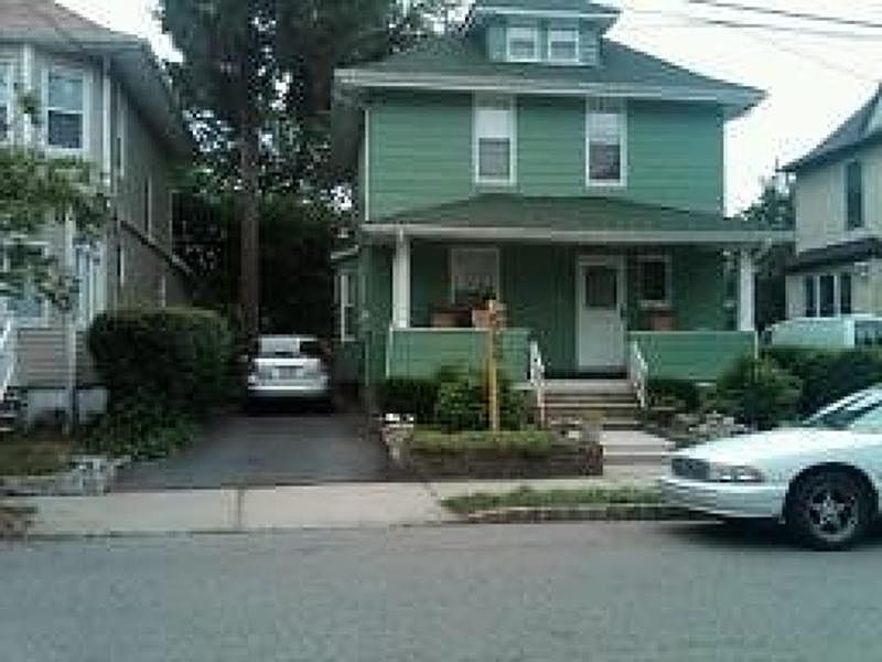 1st image of 179 Tappan Ave