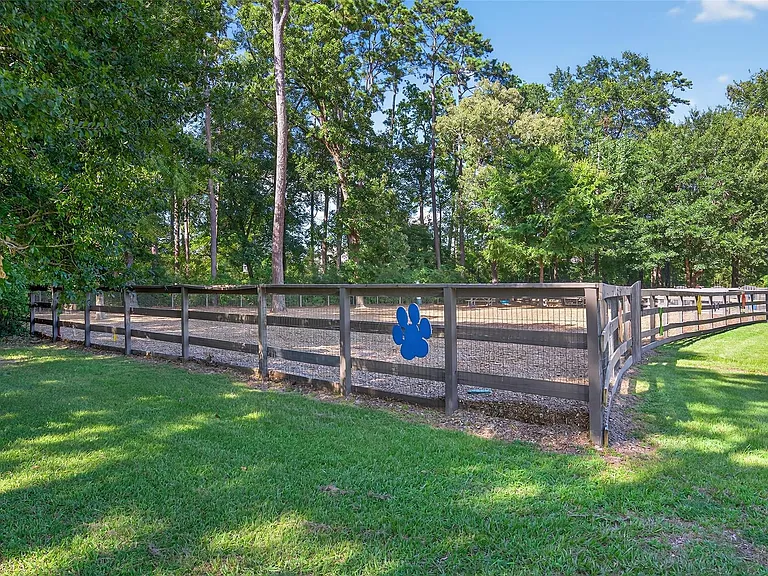 146 Kinnerly Peak Pl — Photo 45