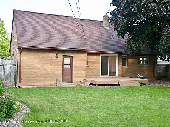 3rd image of 2510 Chatham Rd