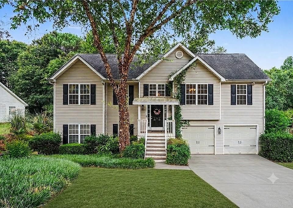 1st image of 388 Arrowhatchee Dr