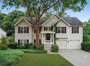 388 Arrowhatchee Dr, Winder, GA 30680