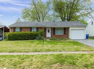 1340 Willowbrook Dr, Florissant, MO