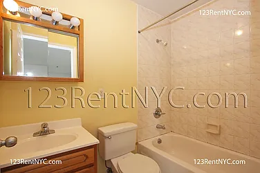 Rented by 123RentNYC.com