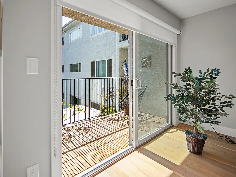 333 Orange Ave #24 — Photo 6