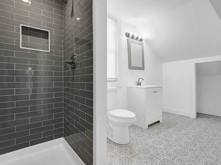 38 Brenwal Ave — Photo 8