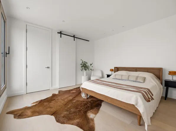 56 Quincy Street image 13 of 17