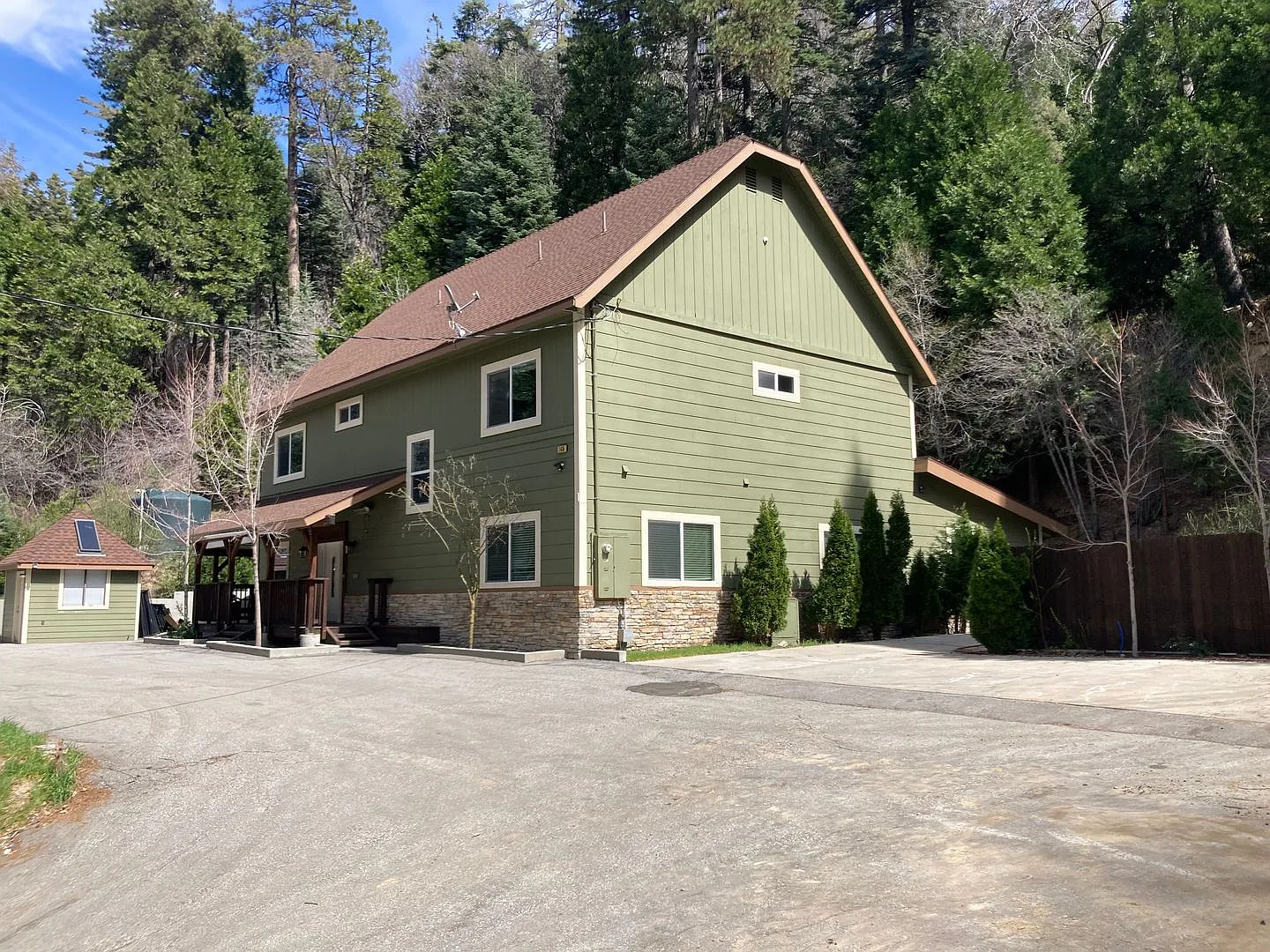 Magnificent Craftsman Style Custom Home — Photo 4