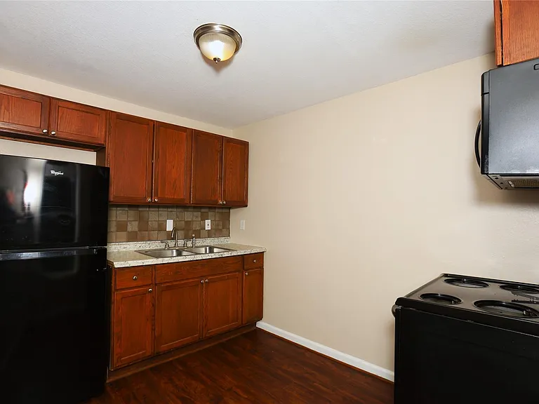 256 E Pecan Ln #3 — Photo 7