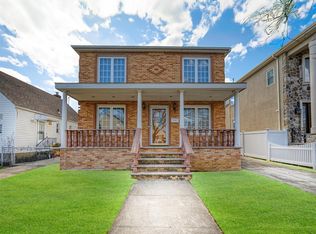 8142 250th St, Bellerose, NY 11426
