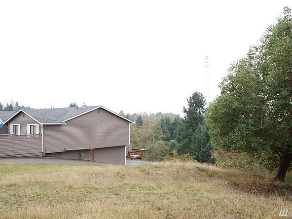 4th image of 3200 N Narrows Dr