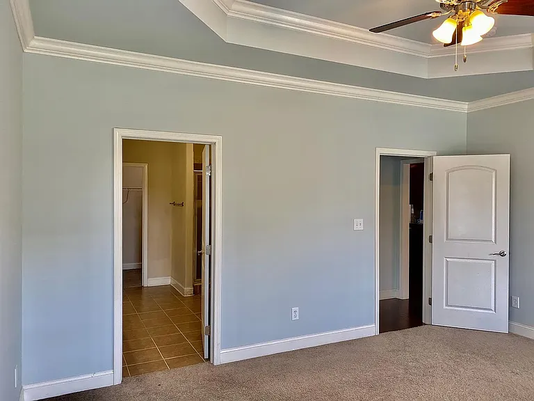 115 Woodvale Dr — Photo 11