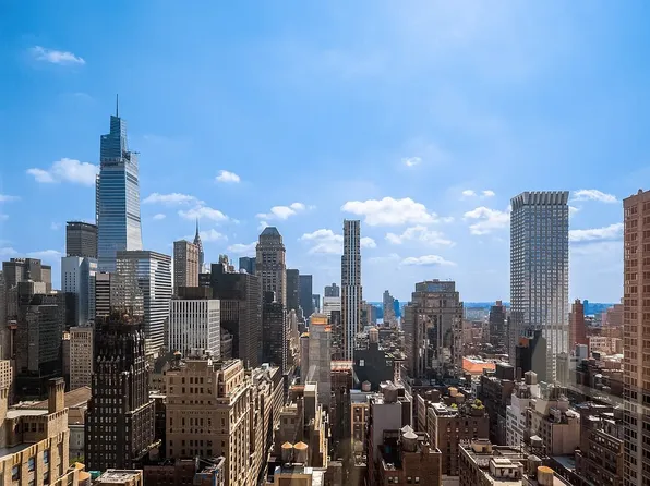 100 West 39th Street image 1 of 7