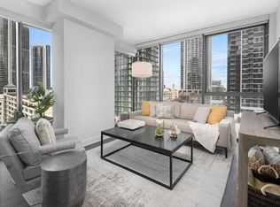 231 W Hubbard St #S, Chicago, IL 60654