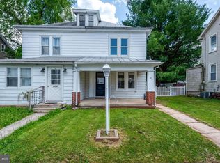 143 N 2nd St, Mount Wolf, PA 17347