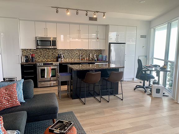 4th image of 80 Marine Parade Dr N #1906