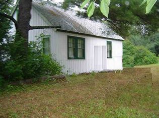 151 1st St, Lake Linden, MI 49945