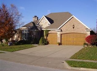 6087 S Riverbend Rd, Springfield, MO 65810