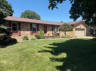 3821 Apache St NW, Uniontown, OH 44685