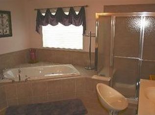 357 Dublin Rd, Bloomingdale, IL 60108