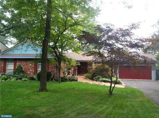 22 S Lakeside Dr W, Medford, NJ 08055