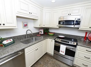 3417 Tice Creek Dr APT 5, Walnut Creek, CA 94595