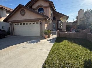 1455 Remembrance Dr, Perris, CA 92571