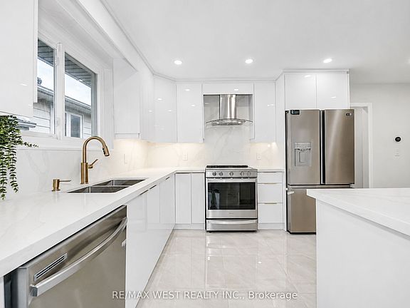3rd image of 765 Dodsworth Cres