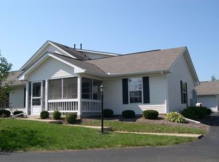 1277 Hillview Cir W, Newark, OH 43055