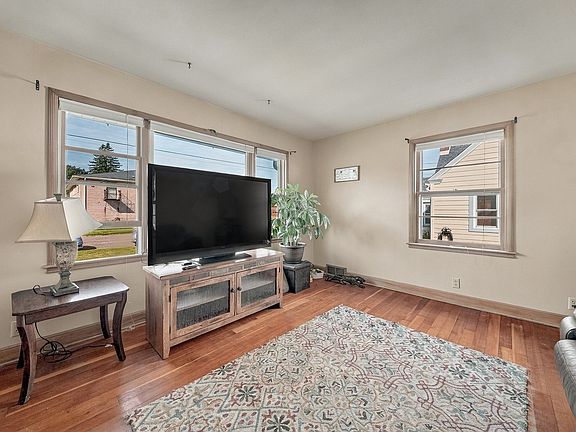 5th image of 36234 S Abram Street