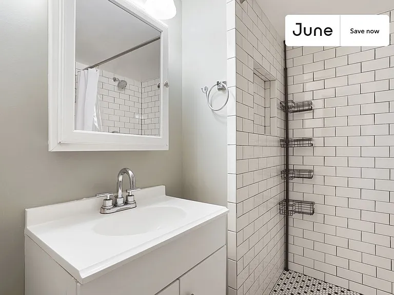 1242 11th St NW — Photo 10