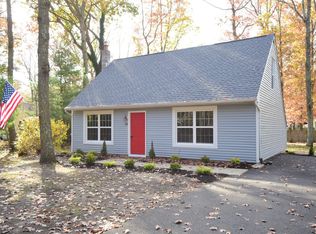 19 N Central Ave, Sicklerville, NJ 08081