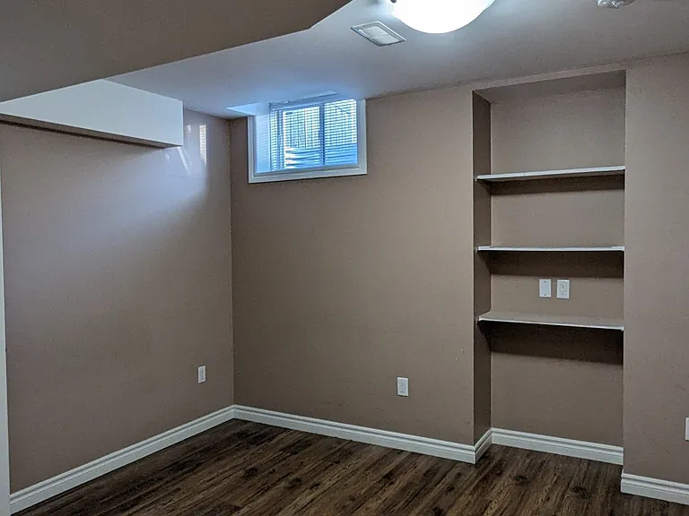 1264 Sim Pl #BASEMENT — Photo 10