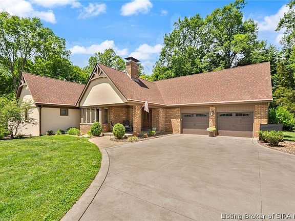 2nd image of 3611 Vale Hill Drive