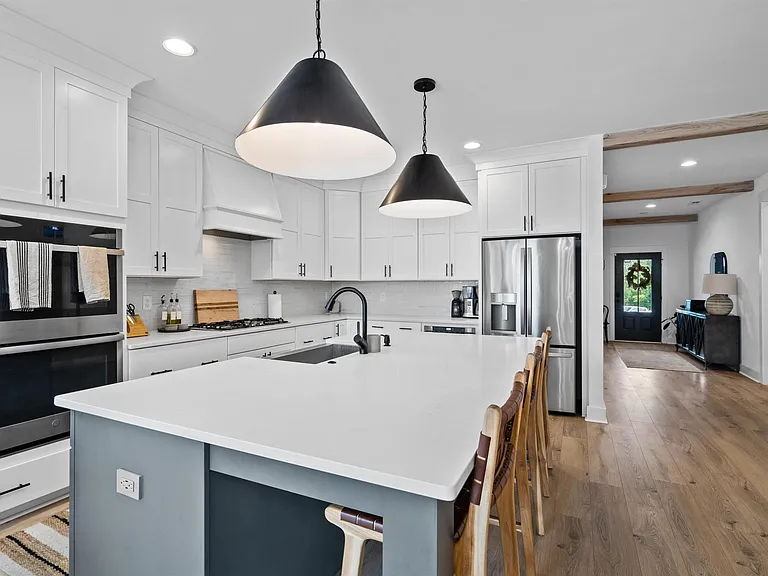 336 Tumbling River Dr — Photo 8