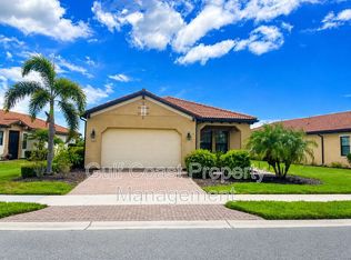 10485 Crooked Creek Dr, Venice, FL 34293