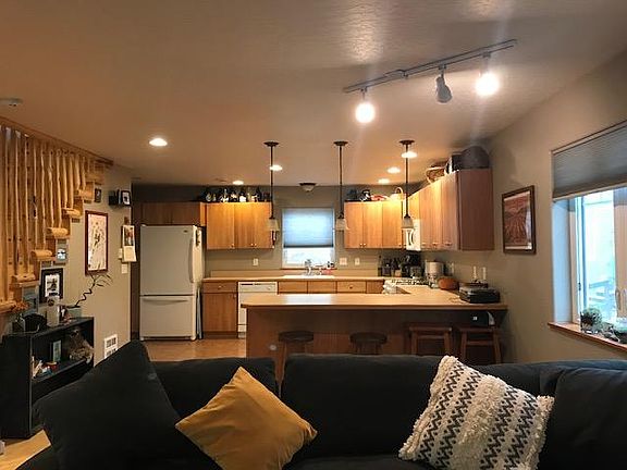 4th image of 2236 N Ave W