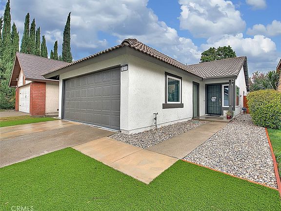 2nd image of 7077 Iris Pl