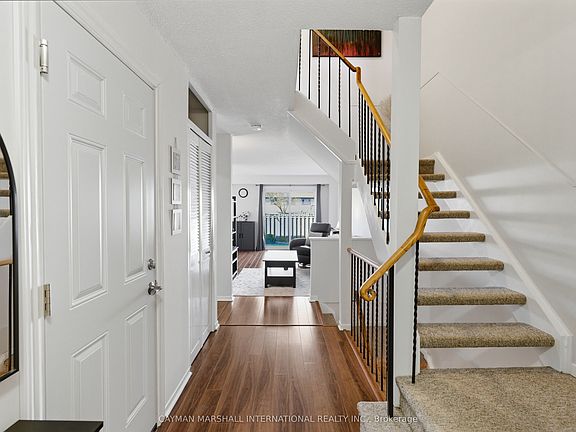 3rd image of 44 Jenkins Ln