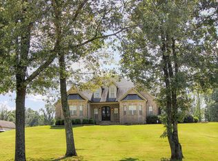 10161 Emerald Forest Dr, Hernando, MS 38632