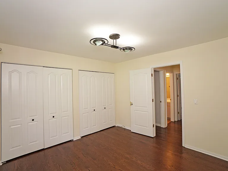 229 Willow Pkwy — Photo 18