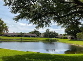 5120 NW 11th Dr, Pompano Beach, FL 33064