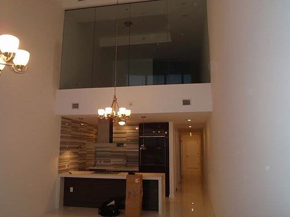 2nd image of 1100 Biscayne Blvd Unit 1704