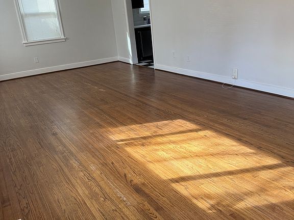 3rd image of 4816 Cutshaw Ave