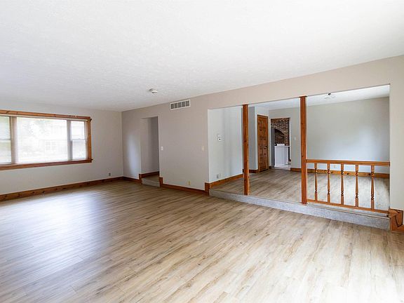 5th image of 1941 Tanglewood Dr