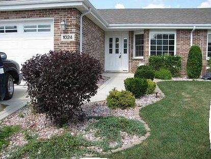 1st image of 1024 N Freedom Cir
