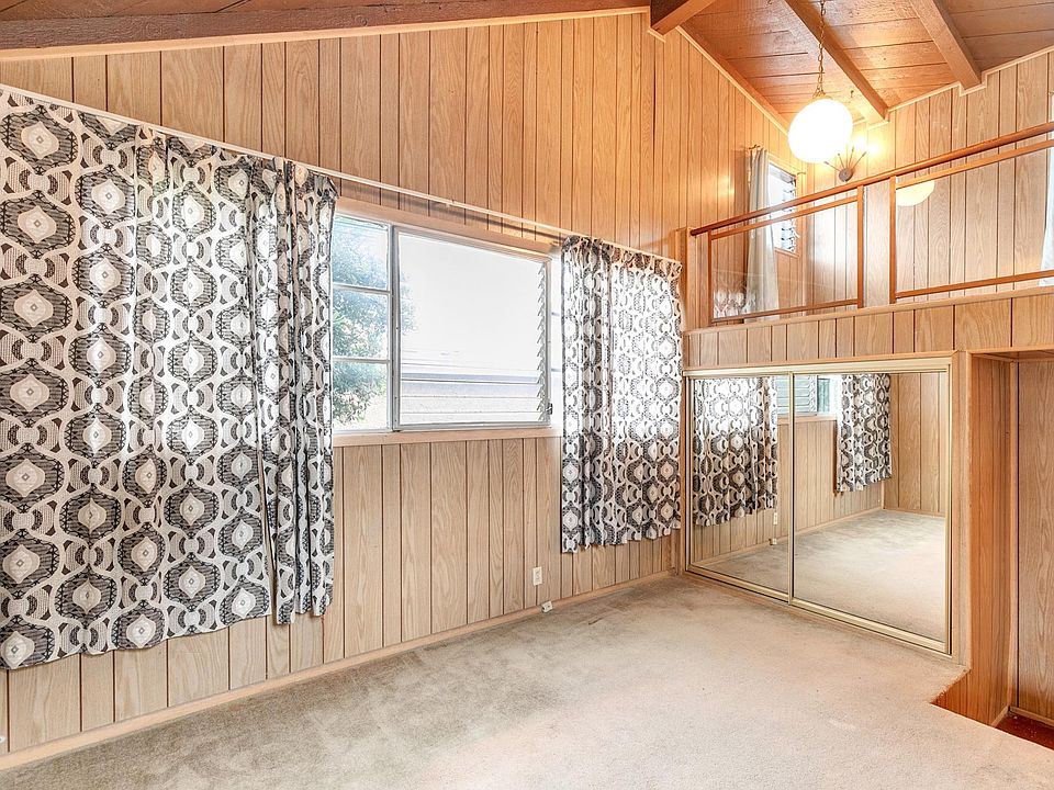 1st image of 1547 Livonia Ave #1/2