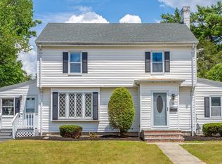 28 Harwich Rd, Brockton, MA 02301